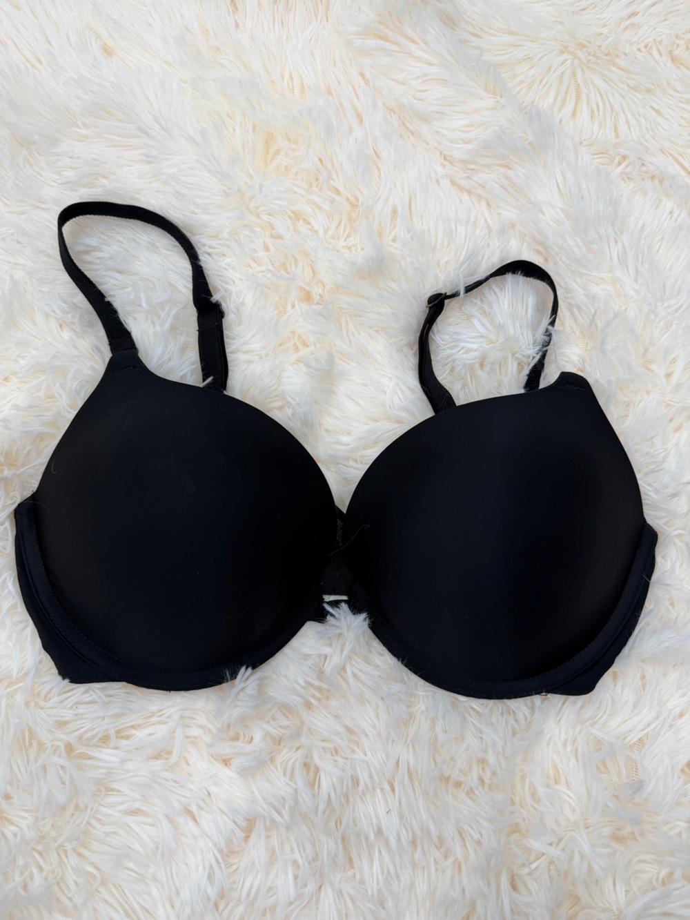 Victoria’s Secret Black Padded Push Up Bra 32DD